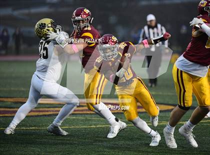 Thumbnail 3 in Daniel Hand vs. St. Joseph (CIAC Class L Final) photogallery.