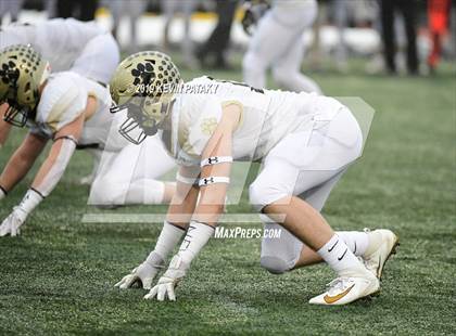 Thumbnail 2 in Daniel Hand vs. St. Joseph (CIAC Class L Final) photogallery.