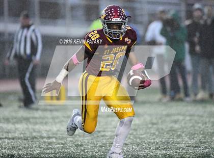 Thumbnail 2 in Daniel Hand vs. St. Joseph (CIAC Class L Final) photogallery.
