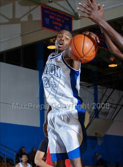 Thumbnail 1 in Thomas Edison vs Princeton Day Academy (Queens Jam Christmas Classic) photogallery.