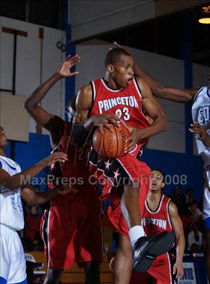Thumbnail 3 in Thomas Edison vs Princeton Day Academy (Queens Jam Christmas Classic) photogallery.