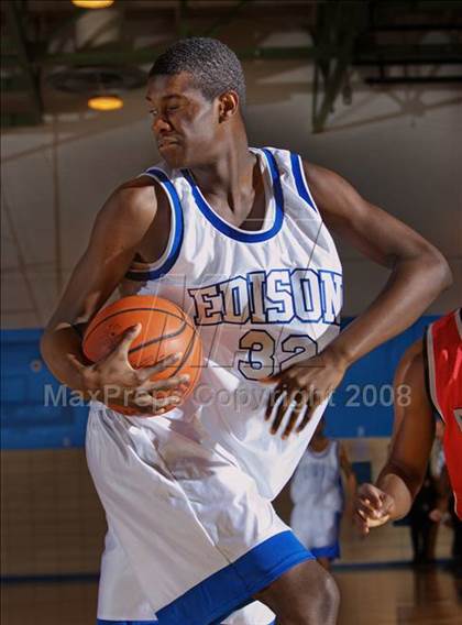 Thumbnail 3 in Thomas Edison vs Princeton Day Academy (Queens Jam Christmas Classic) photogallery.