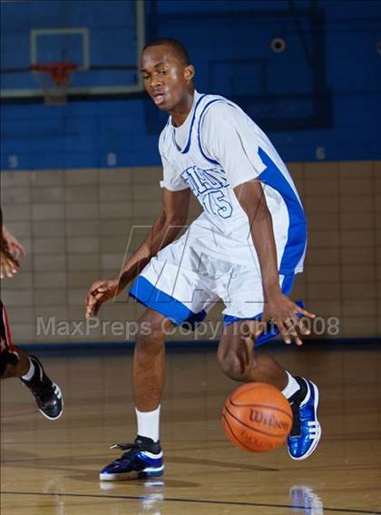 Thumbnail 1 in Thomas Edison vs Princeton Day Academy (Queens Jam Christmas Classic) photogallery.