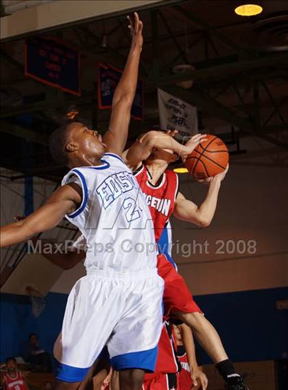 Thumbnail 2 in Thomas Edison vs Princeton Day Academy (Queens Jam Christmas Classic) photogallery.