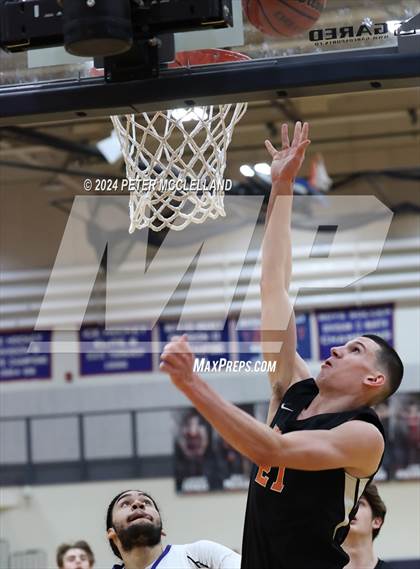Thumbnail 3 in Middleborough vs Bedford (MIAA Division 2 Round of 8) photogallery.