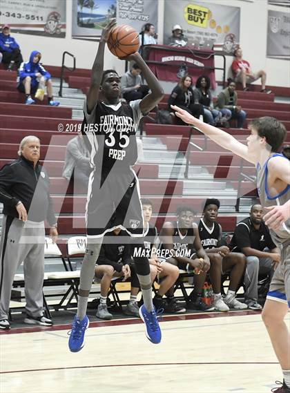 Thumbnail 3 in Ingraham vs. Fairmont Prep (Rancho Mirage Holiday Invitational) photogallery.