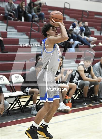 Thumbnail 1 in Ingraham vs. Fairmont Prep (Rancho Mirage Holiday Invitational) photogallery.