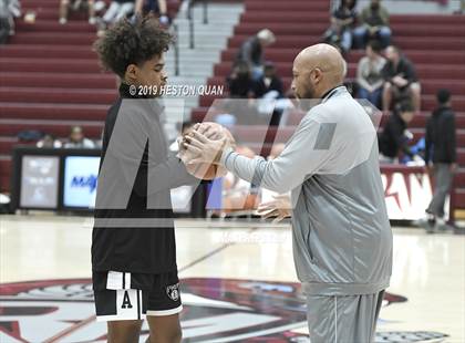 Thumbnail 2 in Ingraham vs. Fairmont Prep (Rancho Mirage Holiday Invitational) photogallery.