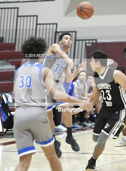 Thumbnail 3 in Ingraham vs. Fairmont Prep (Rancho Mirage Holiday Invitational) photogallery.