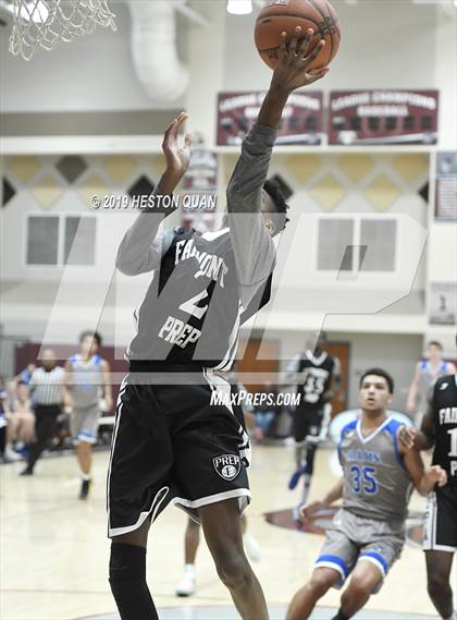 Thumbnail 2 in Ingraham vs. Fairmont Prep (Rancho Mirage Holiday Invitational) photogallery.