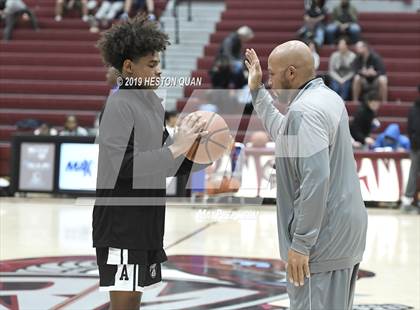 Thumbnail 3 in Ingraham vs. Fairmont Prep (Rancho Mirage Holiday Invitational) photogallery.