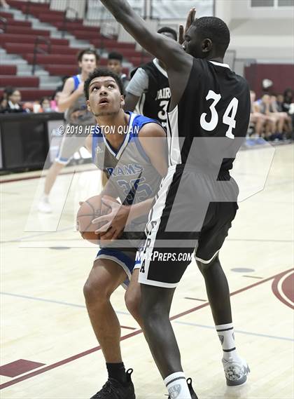 Thumbnail 2 in Ingraham vs. Fairmont Prep (Rancho Mirage Holiday Invitational) photogallery.