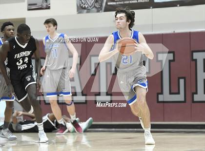 Thumbnail 3 in Ingraham vs. Fairmont Prep (Rancho Mirage Holiday Invitational) photogallery.