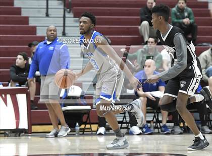 Thumbnail 1 in Ingraham vs. Fairmont Prep (Rancho Mirage Holiday Invitational) photogallery.
