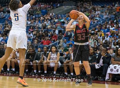 Thumbnail 1 in La Vega vs. Argyle (UIL 4A Final) photogallery.
