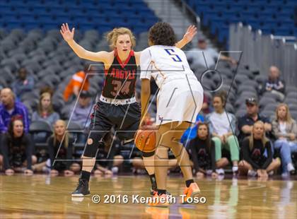 Thumbnail 2 in La Vega vs. Argyle (UIL 4A Final) photogallery.