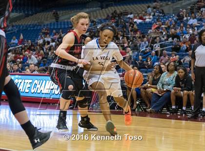 Thumbnail 3 in La Vega vs. Argyle (UIL 4A Final) photogallery.