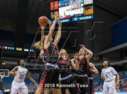 Thumbnail 1 in La Vega vs. Argyle (UIL 4A Final) photogallery.