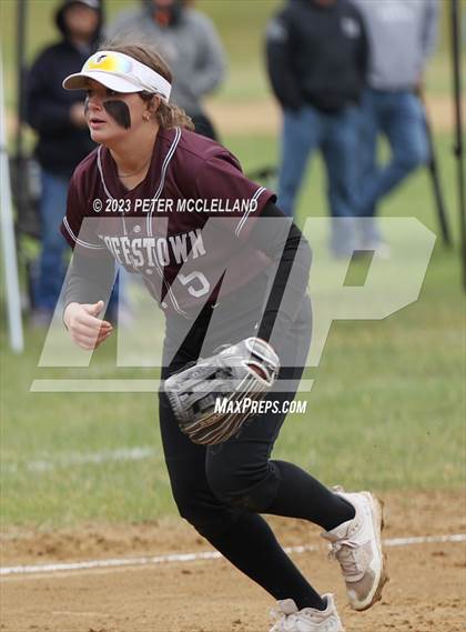 Thumbnail 1 in Goffstown vs. Winnacunnet (NHIAA Division I Quarterfinal) photogallery.