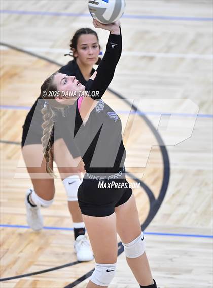Thumbnail 3 in Richland Springs @ Lipan photogallery.