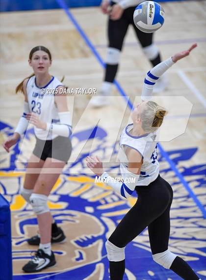 Thumbnail 3 in Richland Springs @ Lipan photogallery.