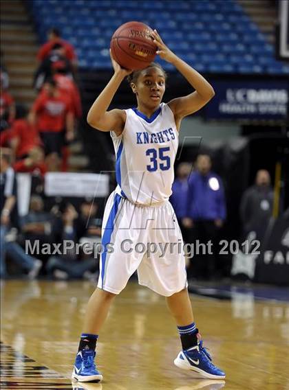 Thumbnail 2 in Mission Prep vs. Brookside Christian (CIF State D5 Final) photogallery.