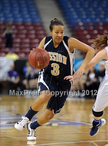 Thumbnail 1 in Mission Prep vs. Brookside Christian (CIF State D5 Final) photogallery.