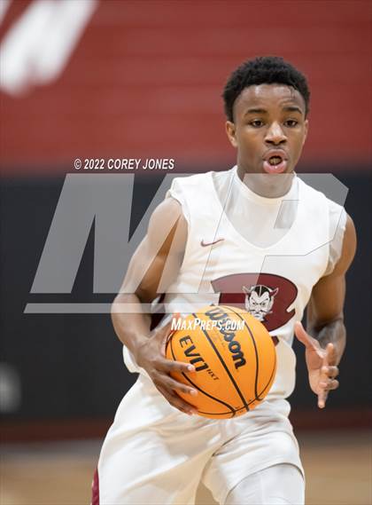 Thumbnail 3 in Wayne County vs Warner Robins  photogallery.