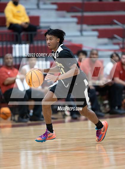 Thumbnail 2 in Wayne County vs Warner Robins  photogallery.