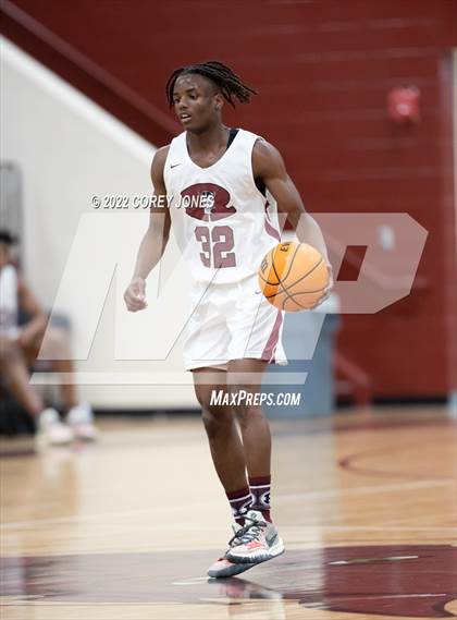 Thumbnail 3 in Wayne County vs Warner Robins  photogallery.