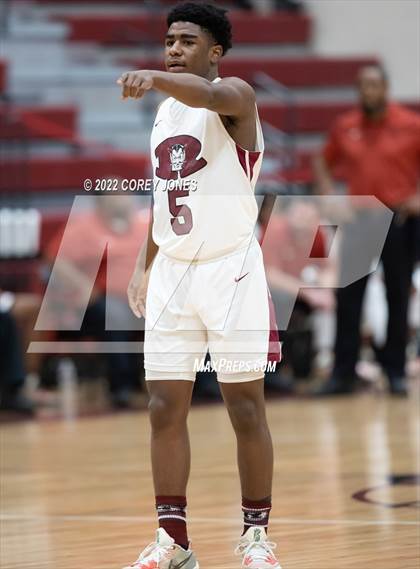 Thumbnail 2 in Wayne County vs Warner Robins  photogallery.