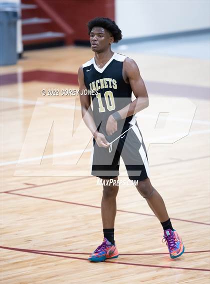 Thumbnail 2 in Wayne County vs Warner Robins  photogallery.
