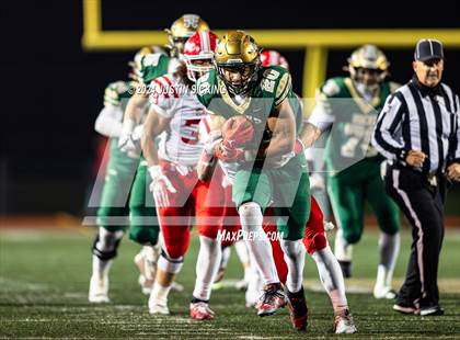 Thumbnail 3 in Westfield vs. Crown Point (IHSAA 6A Semi State) photogallery.
