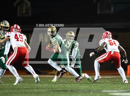 Thumbnail 3 in Westfield vs. Crown Point (IHSAA 6A Semi State) photogallery.