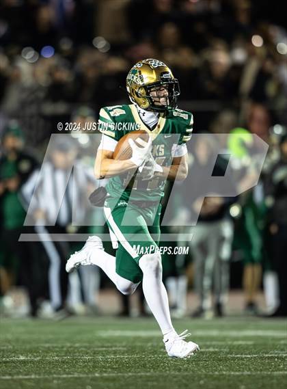 Thumbnail 1 in Westfield vs. Crown Point (IHSAA 6A Semi State) photogallery.