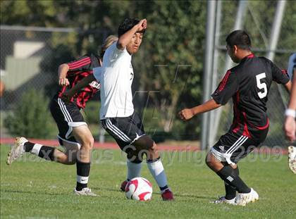 Thumbnail 1 in Chavez @ Lincoln photogallery.