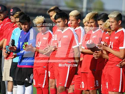 Thumbnail 3 in Godinez vs. Santa Maria (CIF SoCal Regional D2 Final) photogallery.