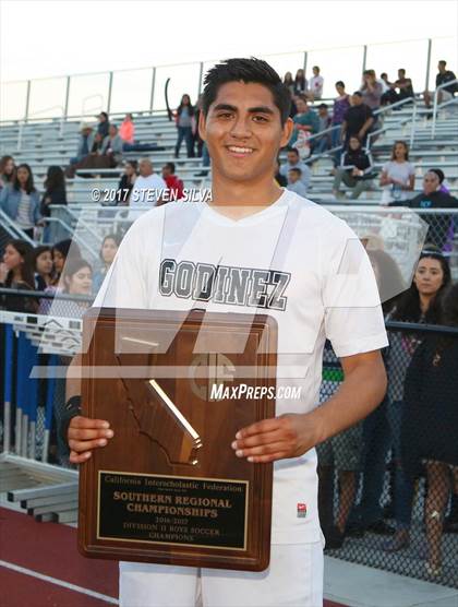 Thumbnail 1 in Godinez vs. Santa Maria (CIF SoCal Regional D2 Final) photogallery.