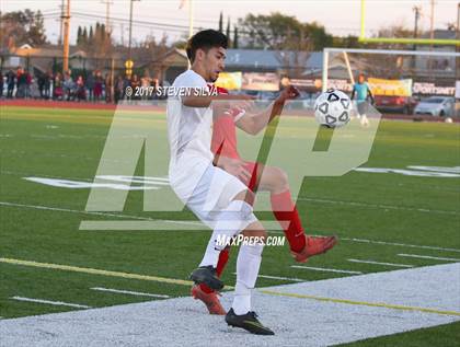 Thumbnail 2 in Godinez vs. Santa Maria (CIF SoCal Regional D2 Final) photogallery.