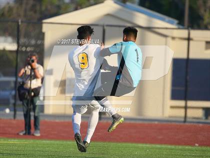 Thumbnail 1 in Godinez vs. Santa Maria (CIF SoCal Regional D2 Final) photogallery.