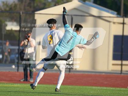 Thumbnail 2 in Godinez vs. Santa Maria (CIF SoCal Regional D2 Final) photogallery.