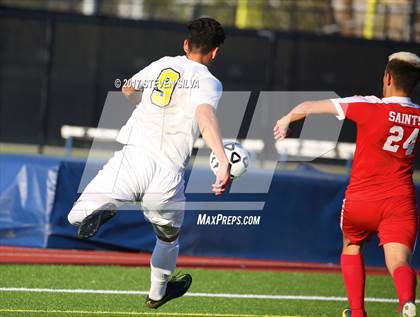 Thumbnail 3 in Godinez vs. Santa Maria (CIF SoCal Regional D2 Final) photogallery.