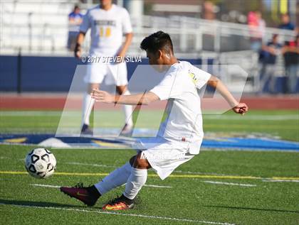 Thumbnail 3 in Godinez vs. Santa Maria (CIF SoCal Regional D2 Final) photogallery.