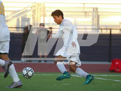 Thumbnail 2 in Godinez vs. Santa Maria (CIF SoCal Regional D2 Final) photogallery.