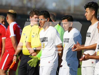 Thumbnail 3 in Godinez vs. Santa Maria (CIF SoCal Regional D2 Final) photogallery.