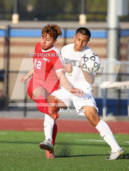 Thumbnail 2 in Godinez vs. Santa Maria (CIF SoCal Regional D2 Final) photogallery.