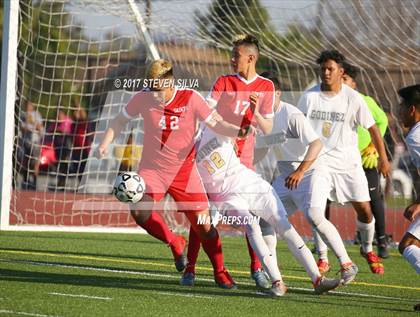 Thumbnail 2 in Godinez vs. Santa Maria (CIF SoCal Regional D2 Final) photogallery.