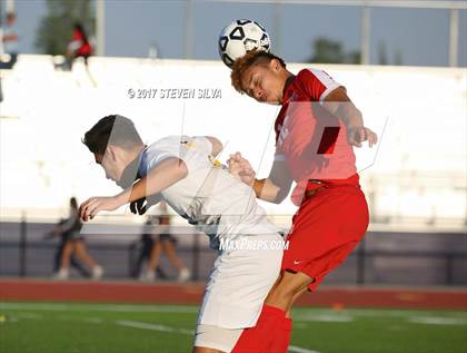 Thumbnail 3 in Godinez vs. Santa Maria (CIF SoCal Regional D2 Final) photogallery.
