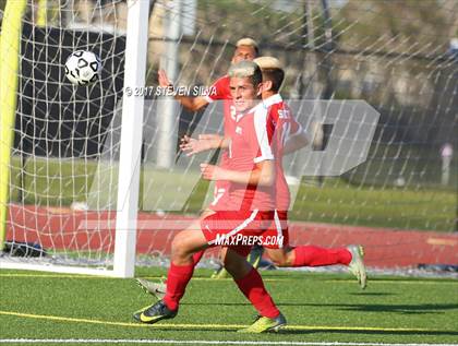 Thumbnail 3 in Godinez vs. Santa Maria (CIF SoCal Regional D2 Final) photogallery.