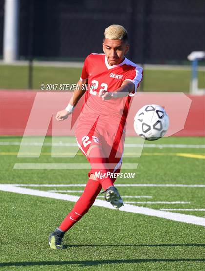 Thumbnail 3 in Godinez vs. Santa Maria (CIF SoCal Regional D2 Final) photogallery.
